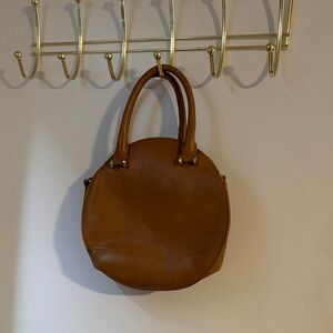 Kaari BlueClassic Round Tan Leather Handbag